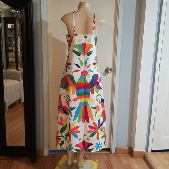 Colorful small new dress  - Picture 7 of 12